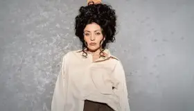 Mon Laferte, mujer guía en la música