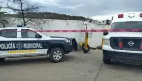 Sufre taxista y cliente ataque armado