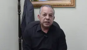 Cierra Index aplicaciones para becas educativas