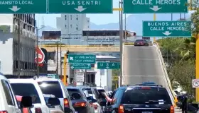 Multarán a ventajosos que se metan a la fila para cruzar a EU