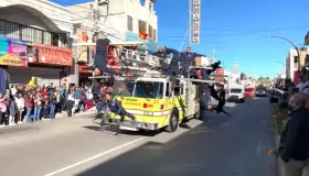 Desfilan por aniversario de la Revolución Mexicana