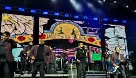 Desde Iztapalapa, para el mundo, a bailar con Los Ángeles Azules