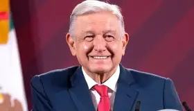 Podría AMLO cambiar gira del adiós por un evento masivo en el Zócalo de la CDMX