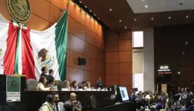 Diputados aprueban en comisiones reforma educativa