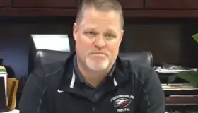 Renuncia director de escuela que sufrió matanza en Florida