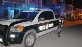 Pierde la vida al caerle tractor agrícola encima