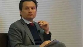 Interpol emite ficha roja para dar con Emilio Lozoya