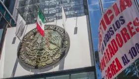 Detienen en Texas a principal accionista de Ficrea