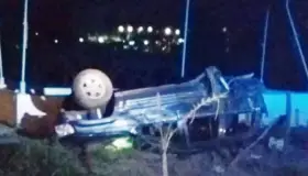 Deja volcadura mujer sin vida en Cajeme