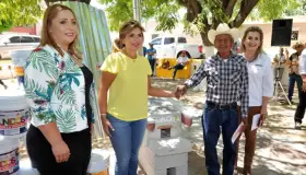 Entrega Gobernadora apoyos