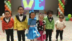 Alumnos de Kinder Malu se gradúan