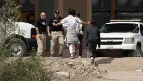 Bloquea Trump solicitudes de asilo de centroamericanos