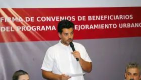 Firma Alcalde Pujol convenio