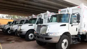 Entregará Alcalde camiones