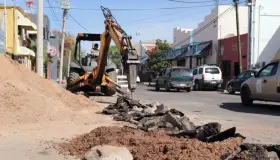 Intensifican bacheo en calles citadinas