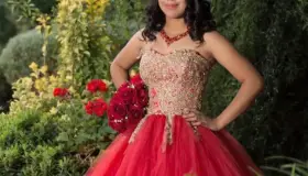 Aylin celebra sus XV años