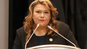 Cabildean exhorto de la Gobernadora en Congreso