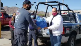 Entregan apoyos a Heptatlón