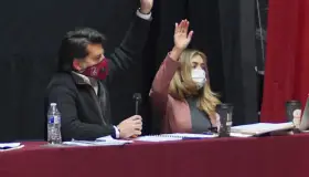 Tratan de rescatar “Centauro de la Frontera”