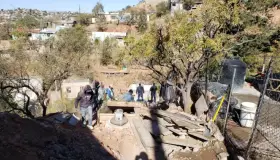 Cumple Alcalde petición de vecinos