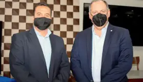 Participa Raúl Ortiz en diálogo empresarial