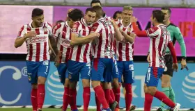 Chivas termina con su mala racha ante Pumas