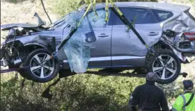 Tiger Woods manejaba a velocidad peligrosa: 140 km/h